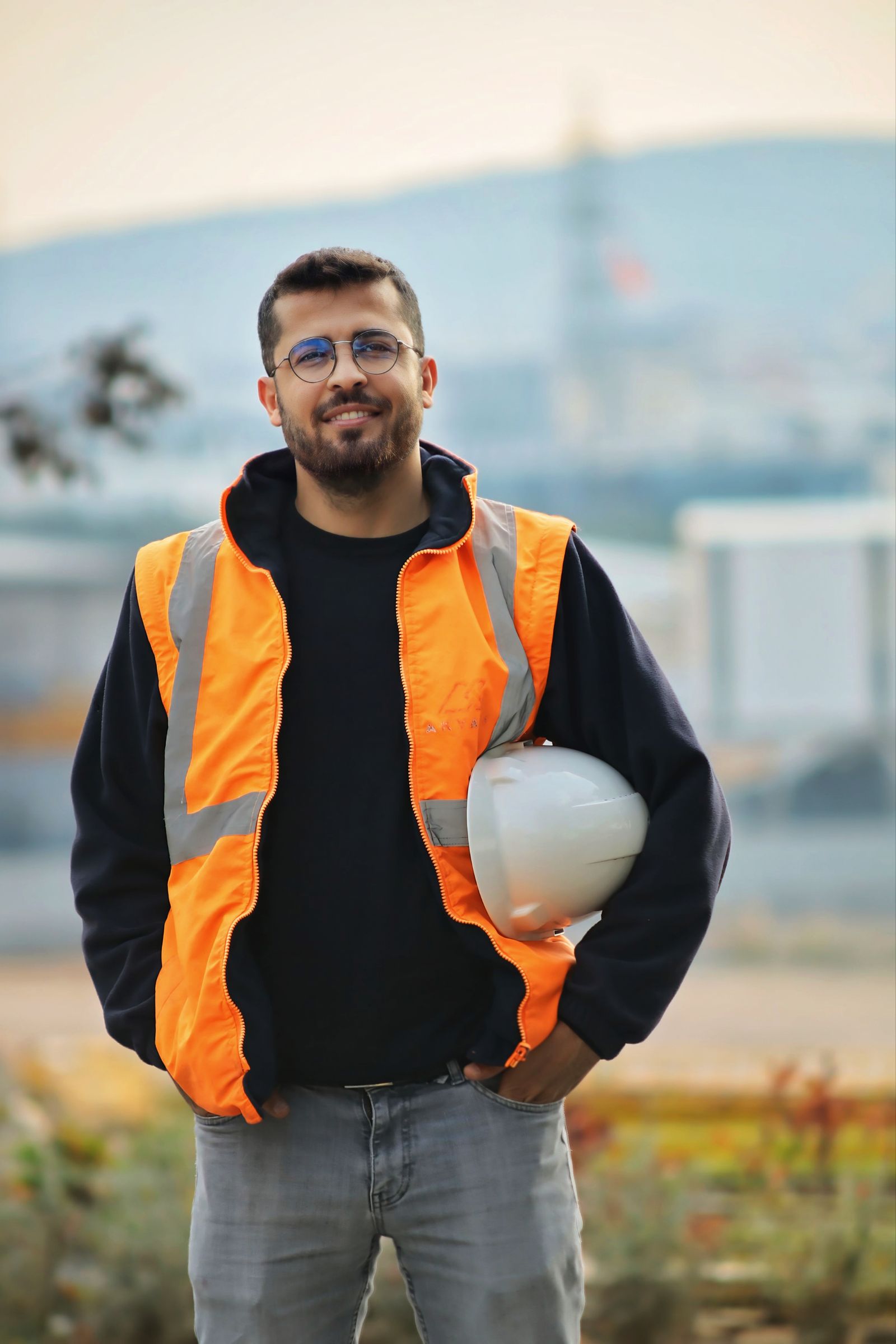 Brynn Halvorsen, Install foreman